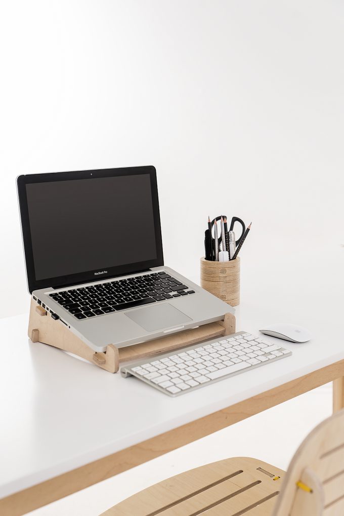 spaas-flatpack-laptop-stand.jpg