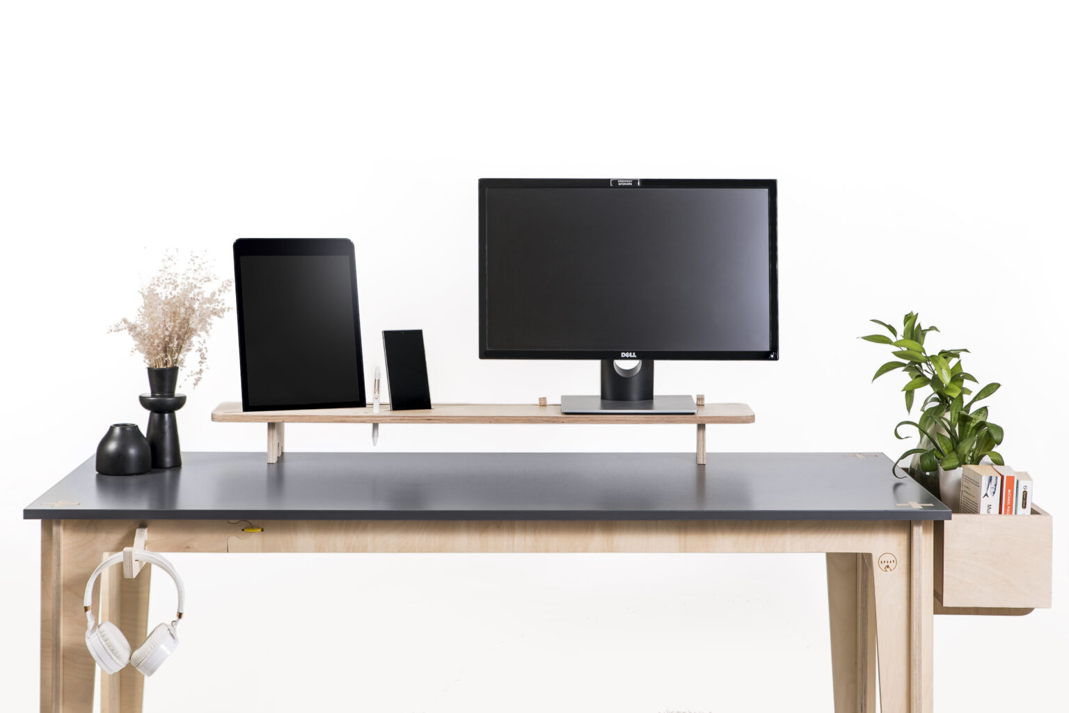 Super Board table - SPAAS flat pack furniture designers